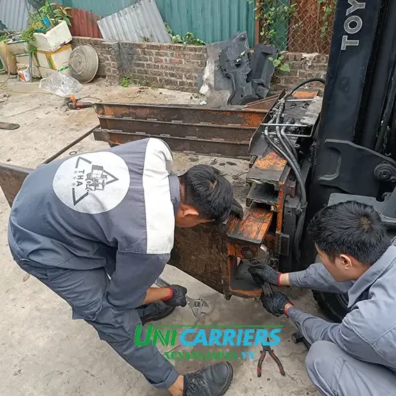 Sửa xe nâng dầu tại Thường Tín chuyên nghiệp và giá rẻ