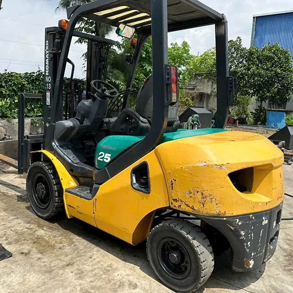 ban-xe-nang-komatsu-cu