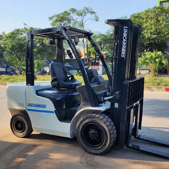 ban-xe-nang-nissan-bai-nhat