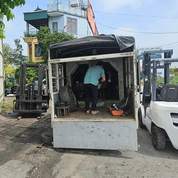 Dịch Vụ Sửa Chữa Xe Nâng Hàng Tận Nơi – Giải Pháp Nhanh Chóng Tối Ưu Thời Gian Cho Doanh Nghiệp