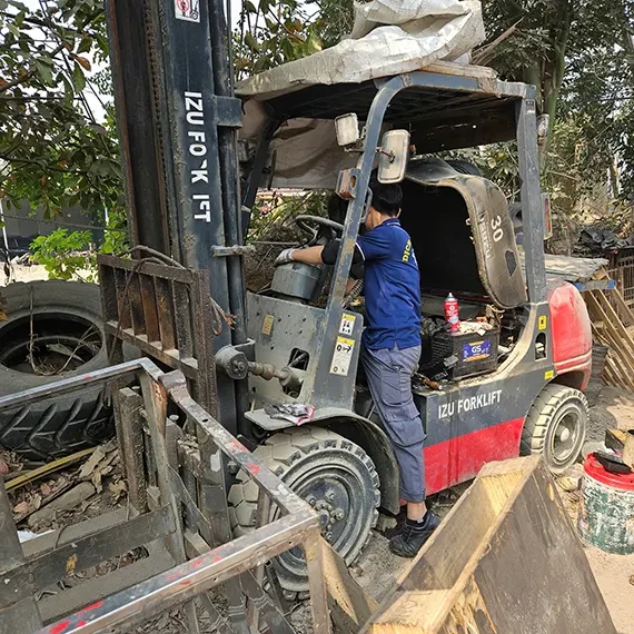 Dịch Vụ Sửa Chữa Xe Nâng Khu Công Nghiệp Nam Bình Xuyên Vĩnh Phúc Tận Nơi 24/7