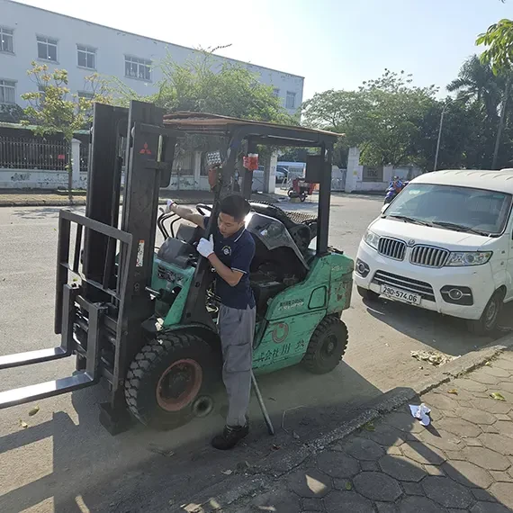 Dịch Vụ Sửa Xe Nâng Mitsubishi Tại Hà Nội Uy Tín, Nhanh Chóng, Giá Rẻ