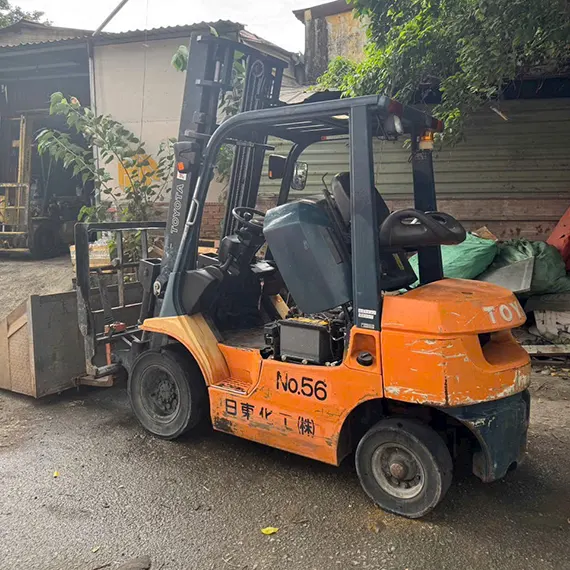 dich-vu-sua-xe-nang-doosan