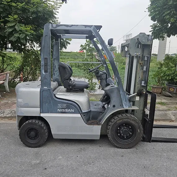 Mua Xe Nâng Nissan Cũ Cần Lưu Ý Điều Gì?