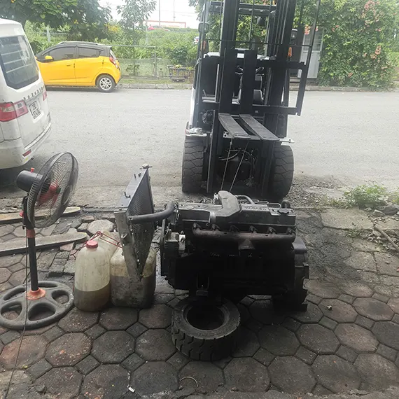 dich-vu-sua-xe-nang-nissan-tai-ha-noi
